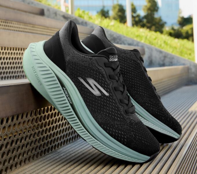 Men's Athletic Sneakers