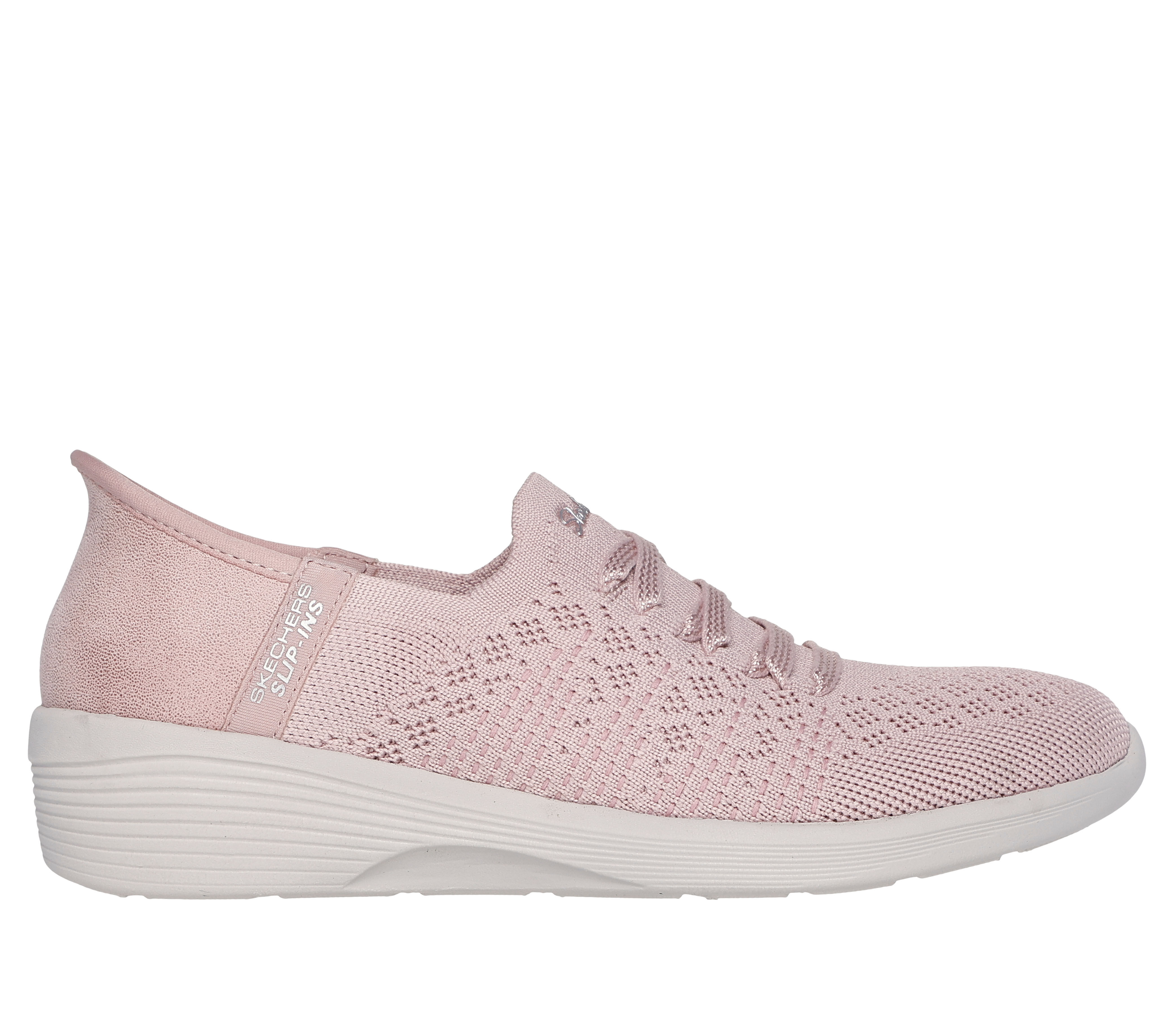 Arya in the stars skechers store