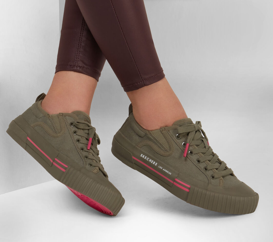 Shop the New Moon - Total Eclipse | SKECHERS