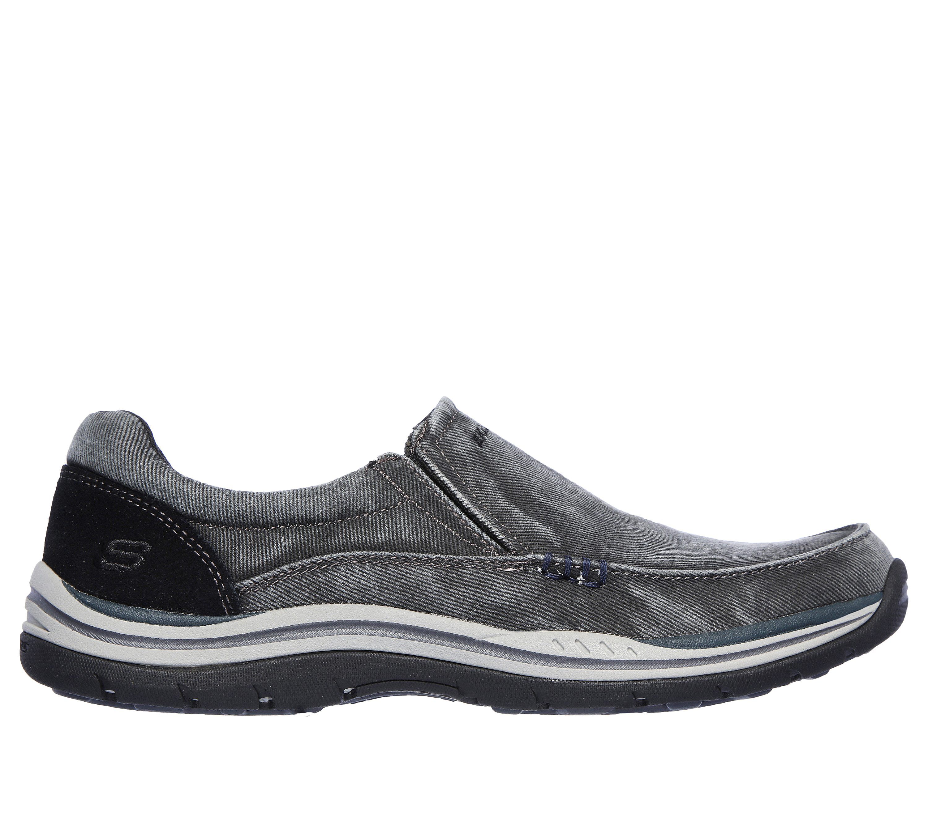 Skechers expected avillo discount