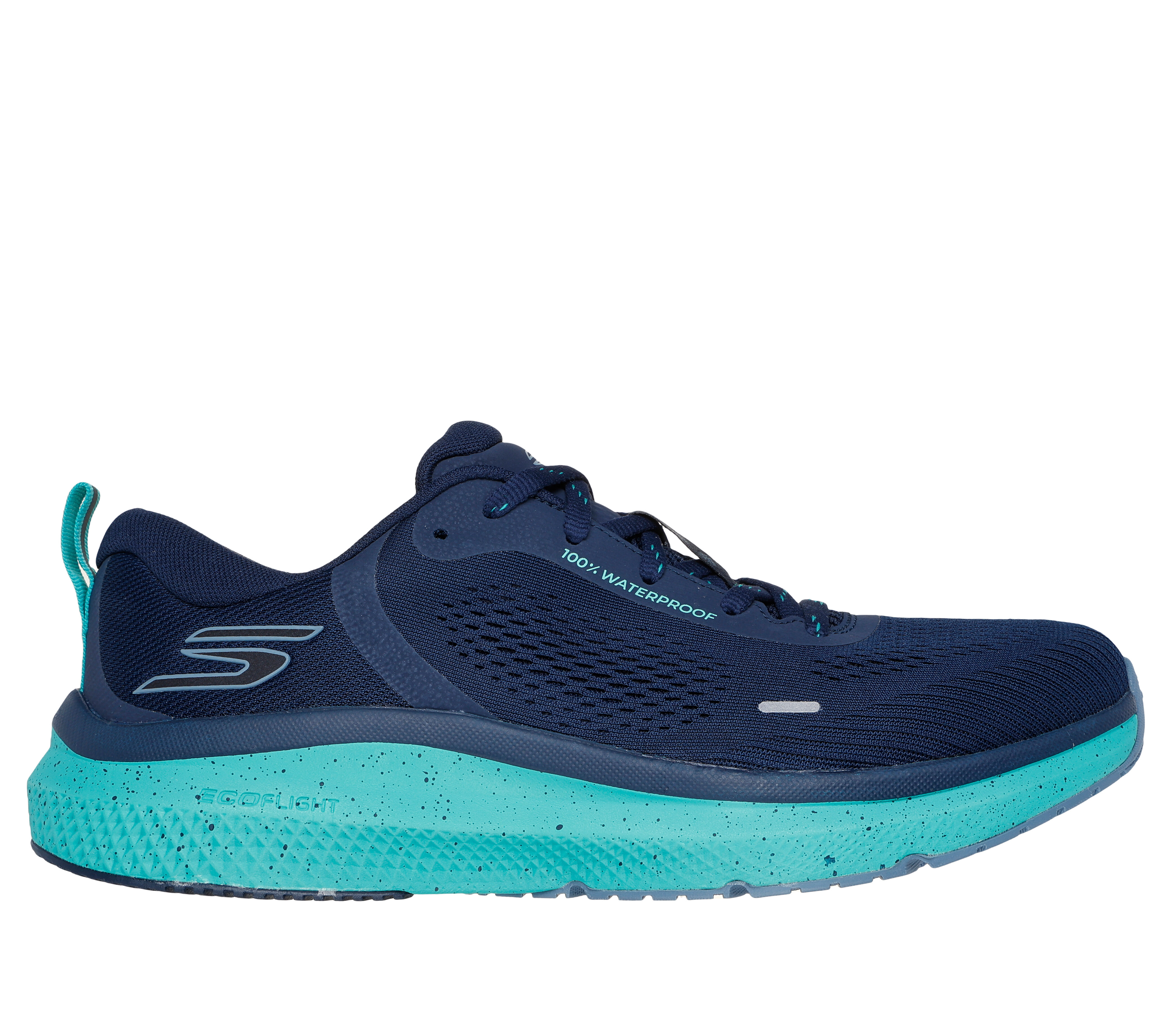 Skechers Men s Waterproof GO RUN Pure 4 Sneaker in Navy Blue Size 9.5 Vegan Medium Width Machine Washable Arch Fit
