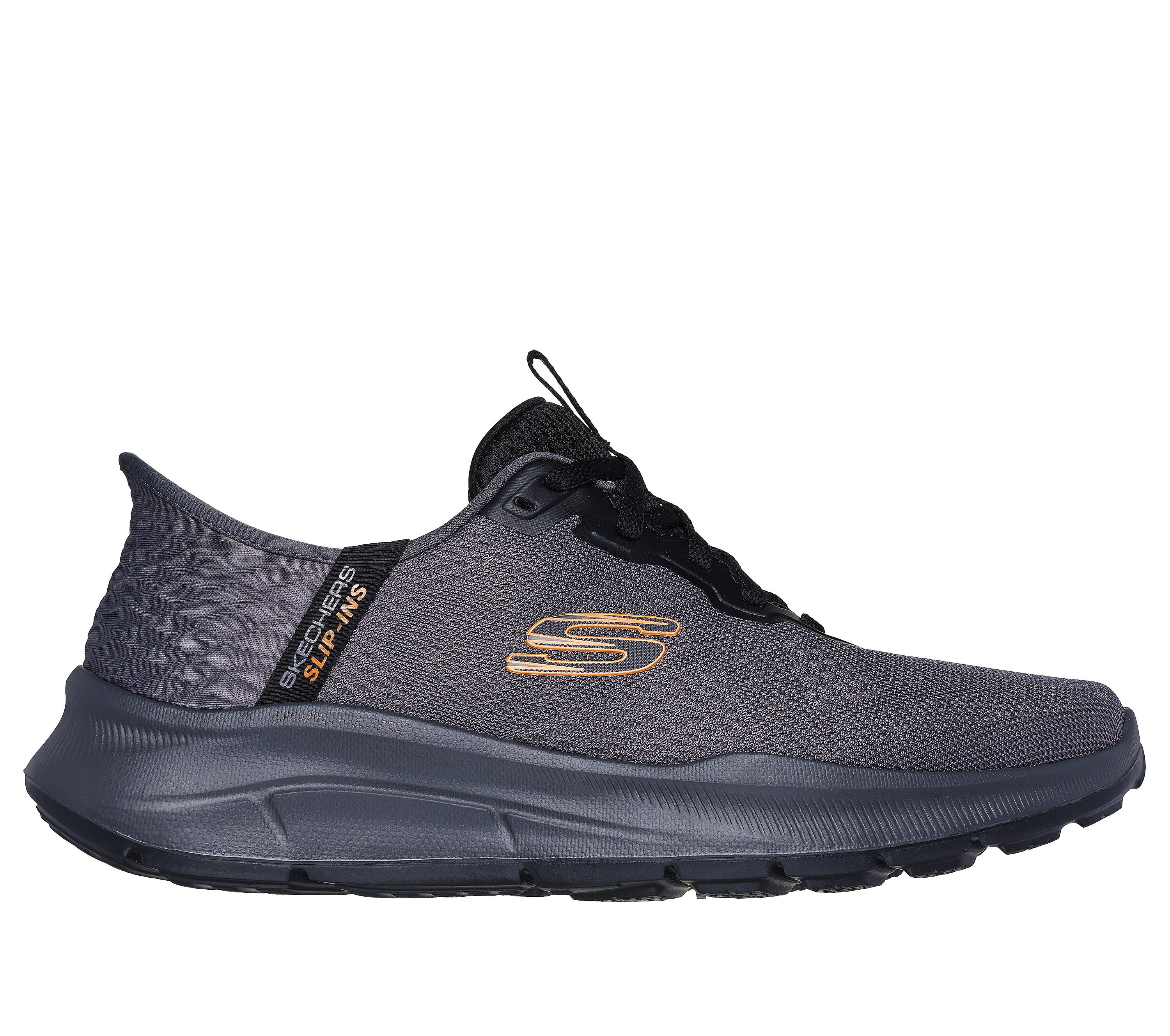 Skechers full black shop