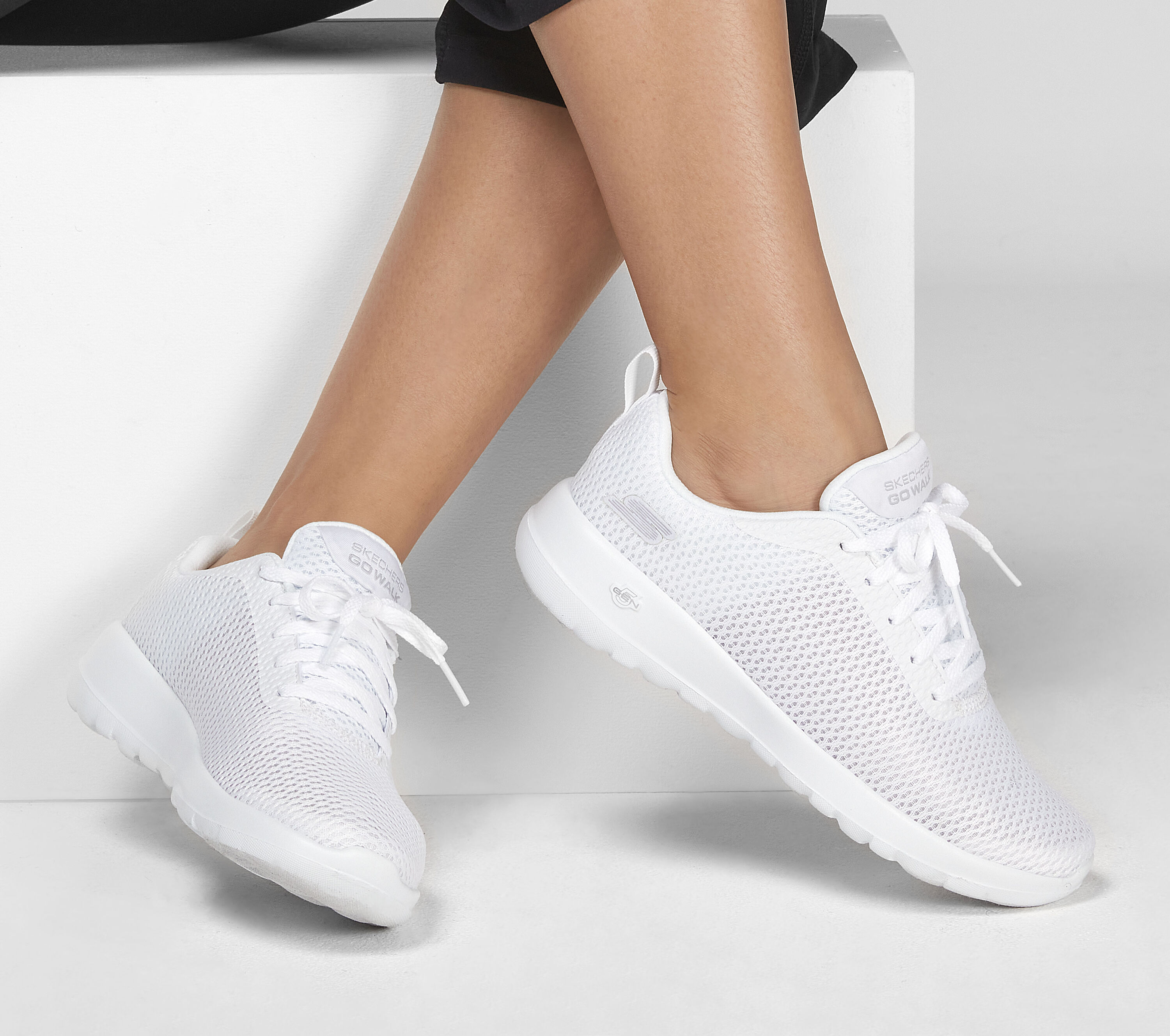 skechers urban paradise