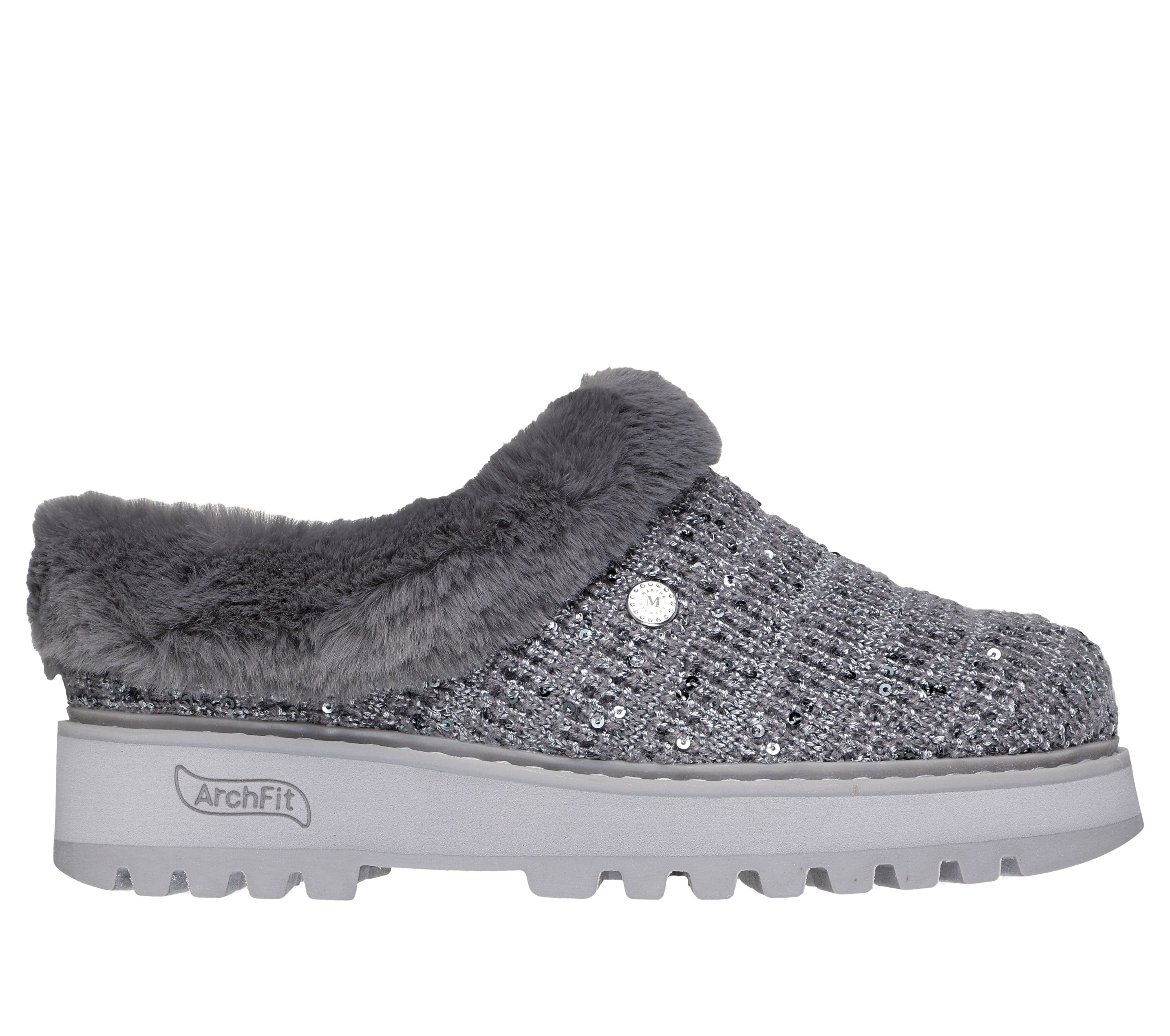 Skechers slippers 5.5 cheap