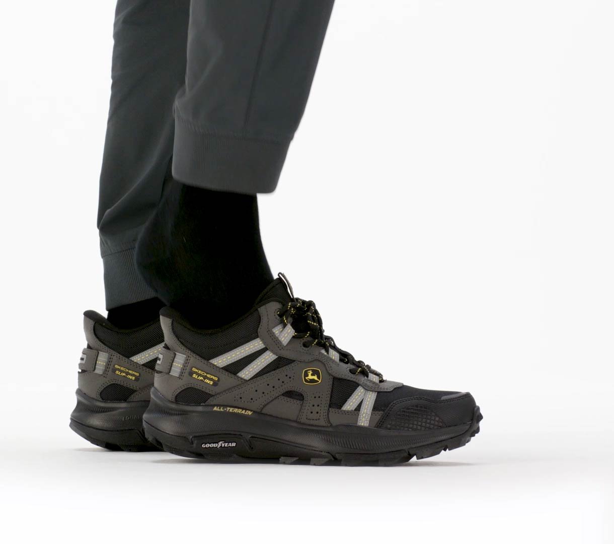 John Deere: Skechers Slip-ins Equalizer 5.0 Trail - Row Crop image number 1