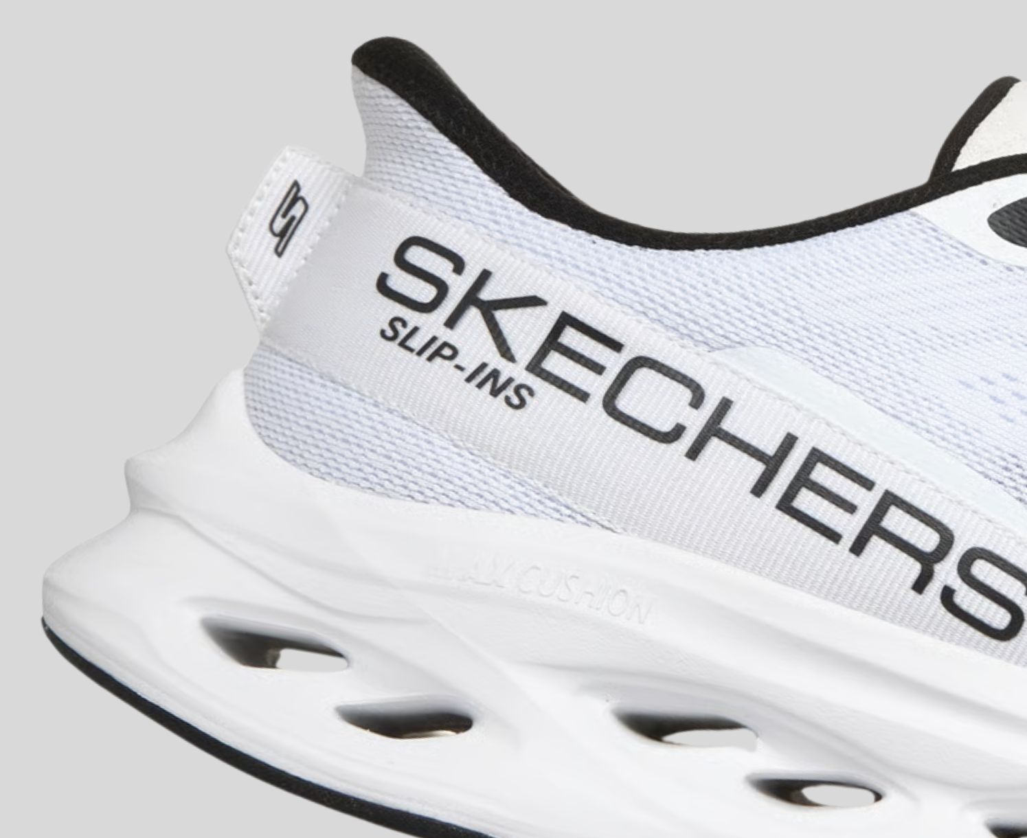 Skechers Slip-ins: Max Cushioning Glide-Step - Advert -