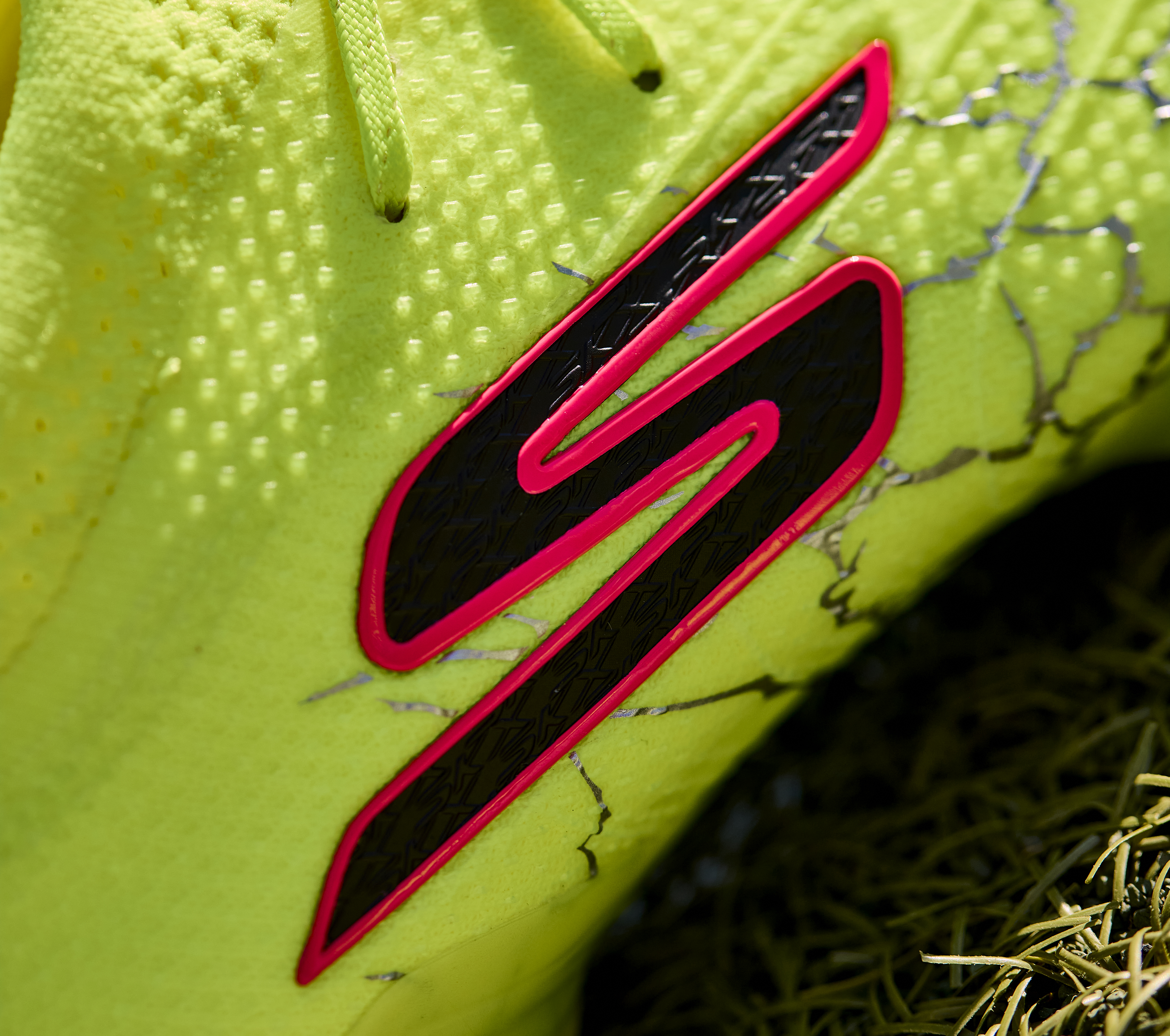 Sepatu futsal skechers top